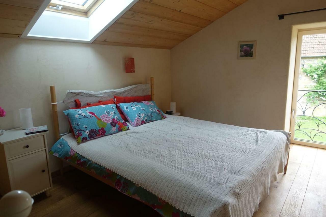Gite Des Quatre Chemins La Vineuse Екстер'єр фото